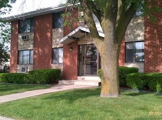 5350 N Lovers Lane Rd APT 6, Milwaukee, WI 53225