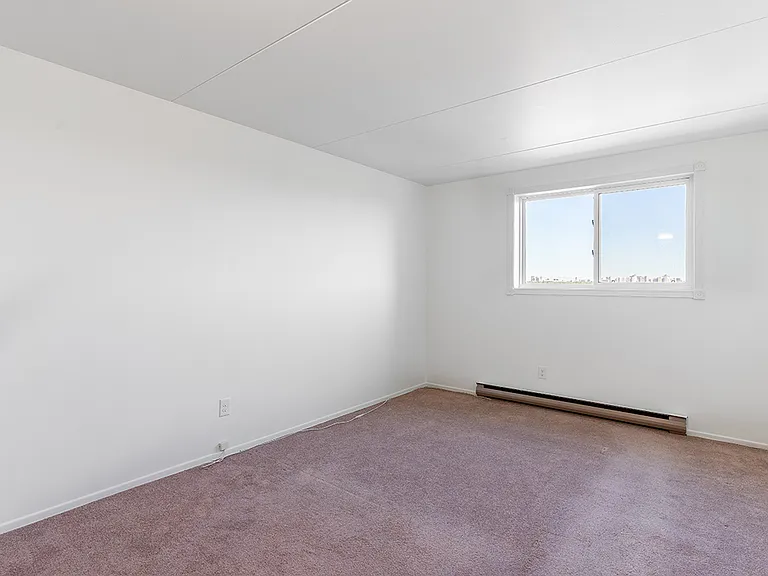 329 Saint Annes Rd — Photo 16