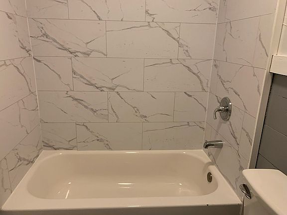 new tub surround master 