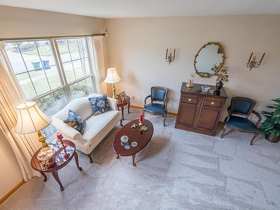 5th image of 3641 Lagoon Dr