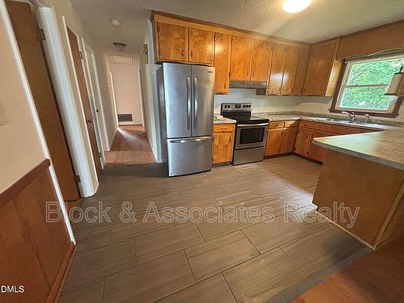2nd image of 3609 Melrose Dr