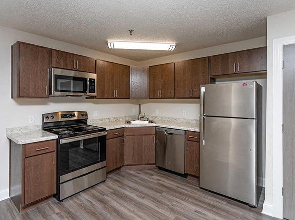 875 21st Ave SE #851202