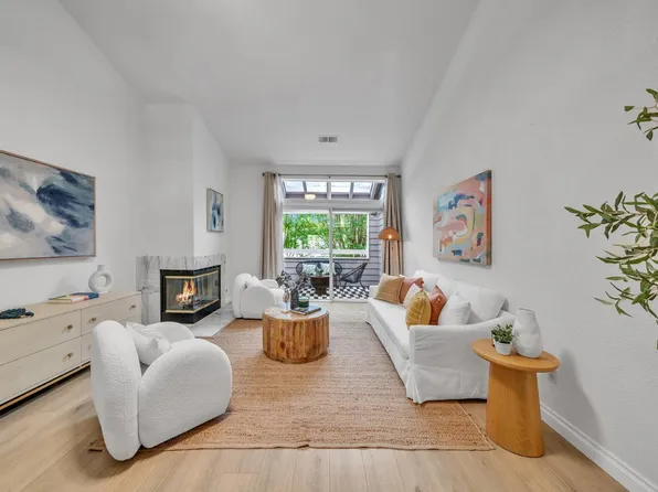 1654 Parkview Green Cir, San Jose, CA 95131