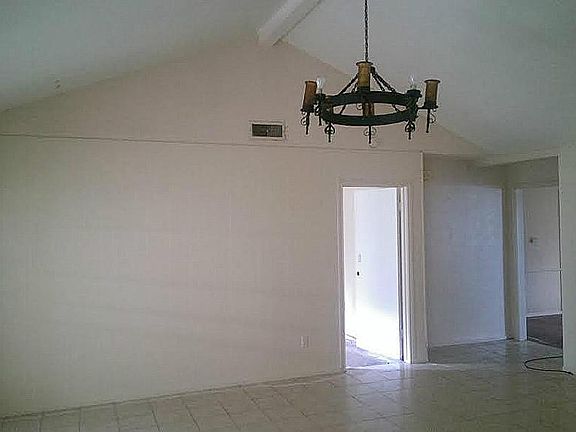 3rd image of 12325 Hillcroft St