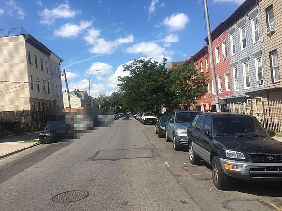 4th image of 922 Herkimer St