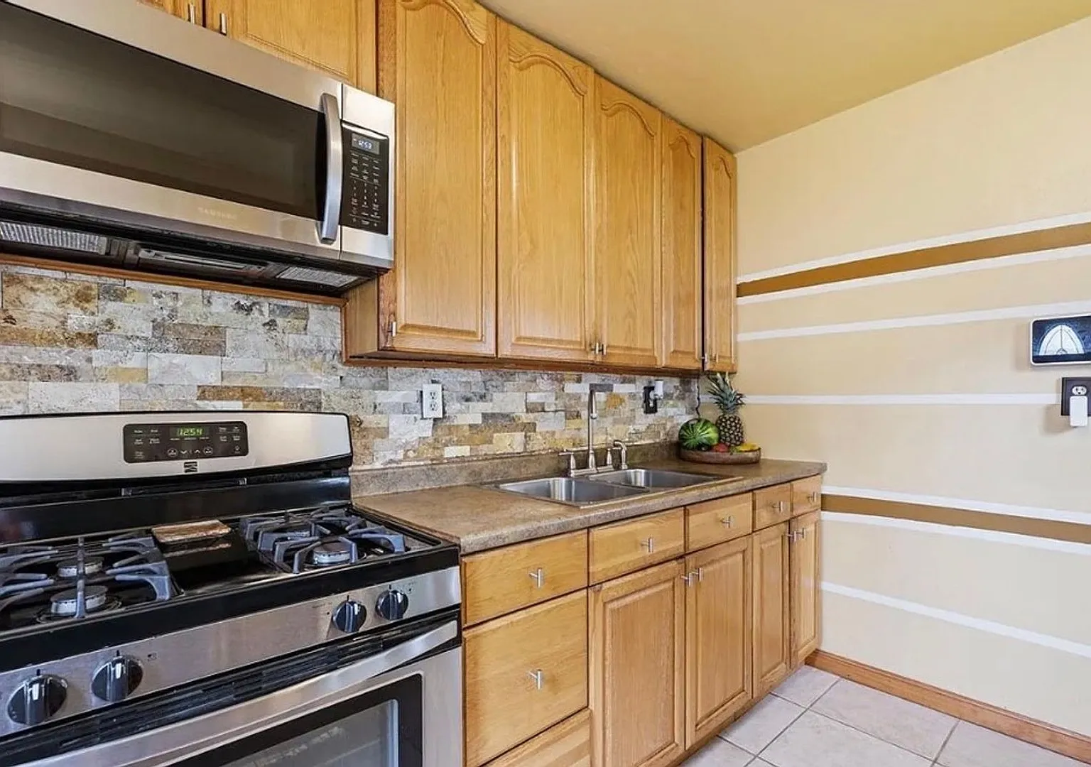 Charming 3BR House in Morrisville — Photo 3