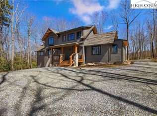 201 Springwinds Dr, Banner Elk, NC 28604