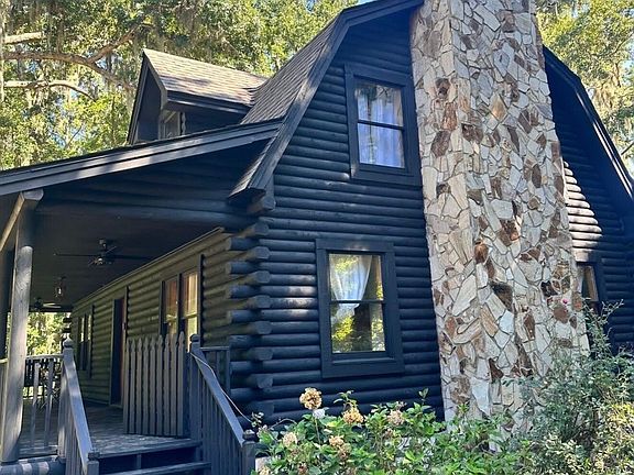 4th image of 215 Hendricks Ln