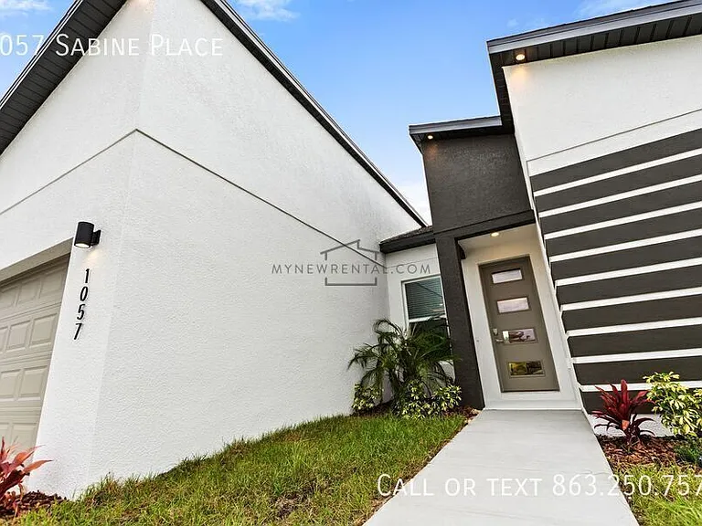1057 Sabine Pl — Photo 8