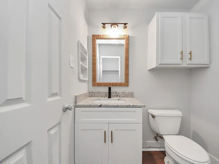 608 Trinity Ln — Photo 29