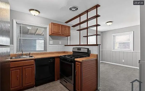300 Rand Dr — Photo 9