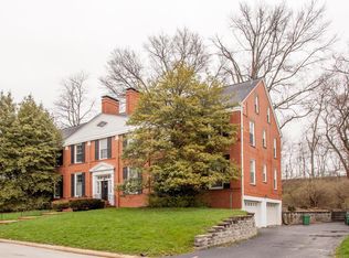 630 Francis Pl APT 2S, Clayton, MO 63105