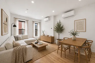 32 Spring Street, #2