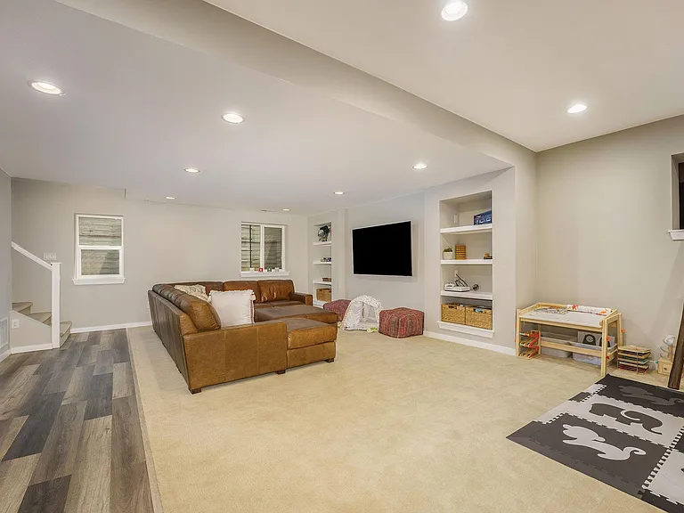 3215 S Dahlia St — Photo 31