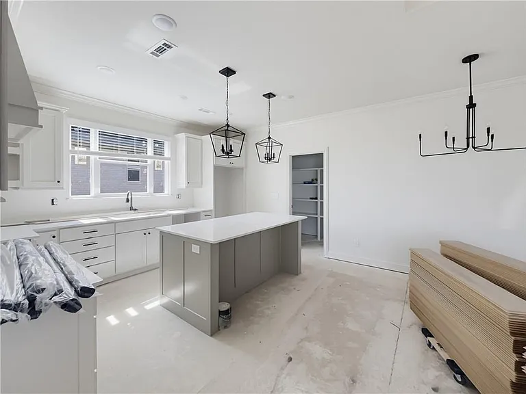 6800 Basswood Ave — Photo 5