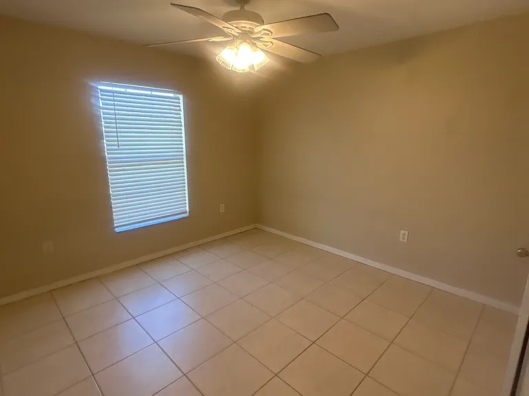 2nd guest bedroom with large closet, not shown
