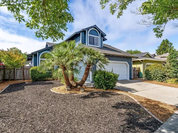 2418 Quail Hollow Drive, Santa Rosa, CA 95403