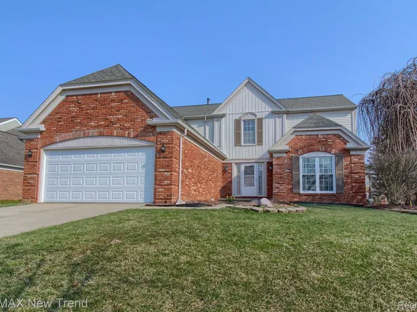 45331 Courtview Trl, Novi, MI 48375
