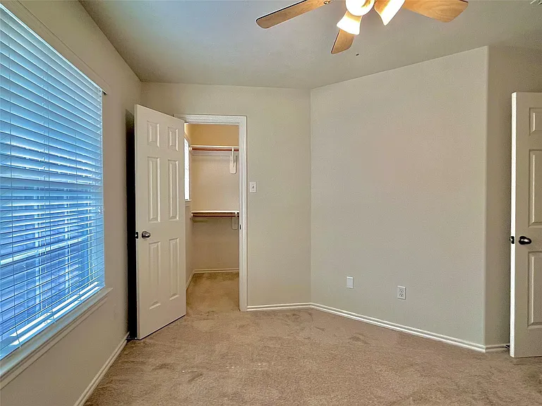 6111 Morningshire Ln — Photo 28