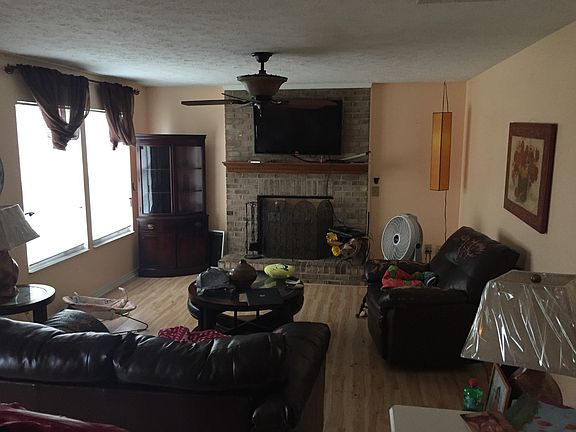 4th image of 5414 Bethesda Ln