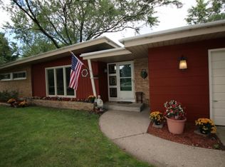 821 W 24th St, Holland, MI 49423