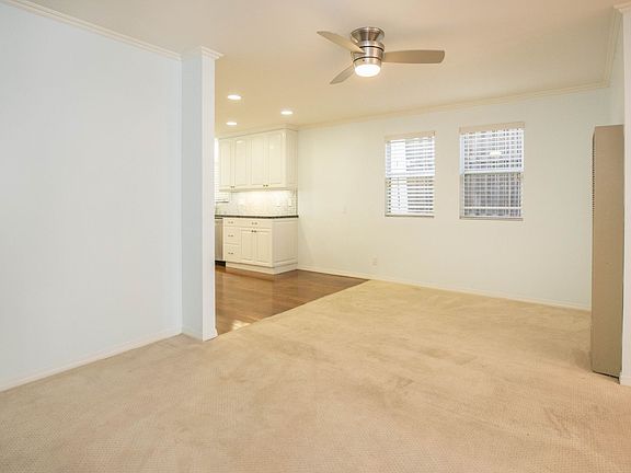 5th image of 909 19th St APT C