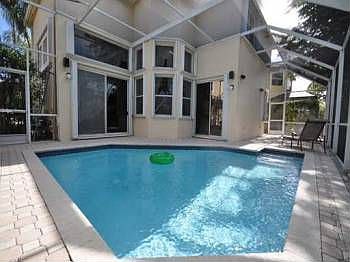 1st image of 161 Park Land Dr