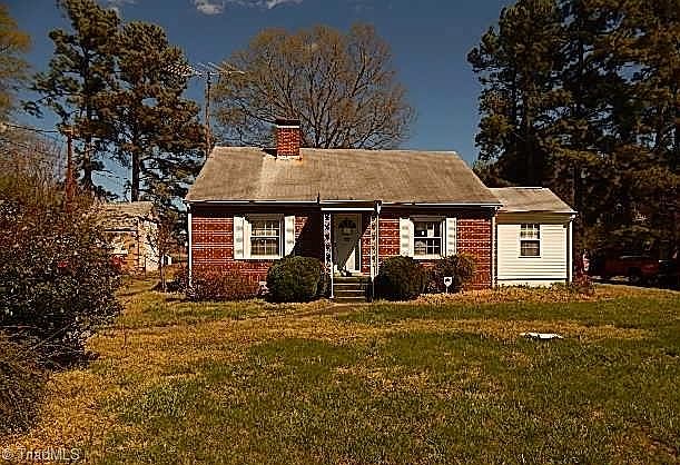 1st image of 823 Tillman St