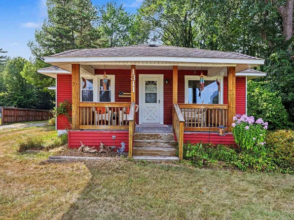 1311 N Huron Rd, Linwood, MI 48634