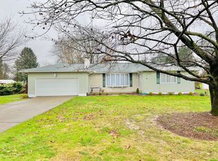 2089 Greencrest Dr, Uniontown, OH 44685