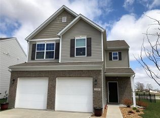 2100 Lakecrest Dr, Columbus, IN