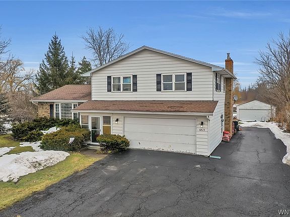 3rd image of 6825 Shawnee Rd