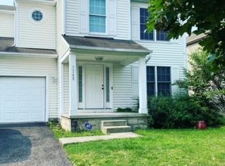 7765 Powers Ridge Dr, Blacklick, OH 43004