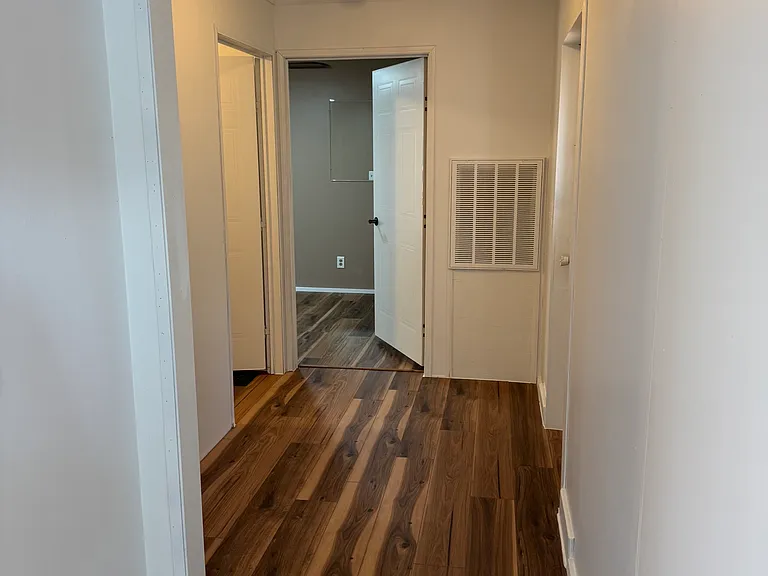 10586 SW Park Ave — Photo 5
