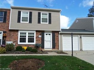 7383 S Chestnut Commons Dr, Mentor, OH 44060