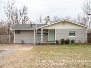 121 Grandview Rd, Midwest City, OK 73130