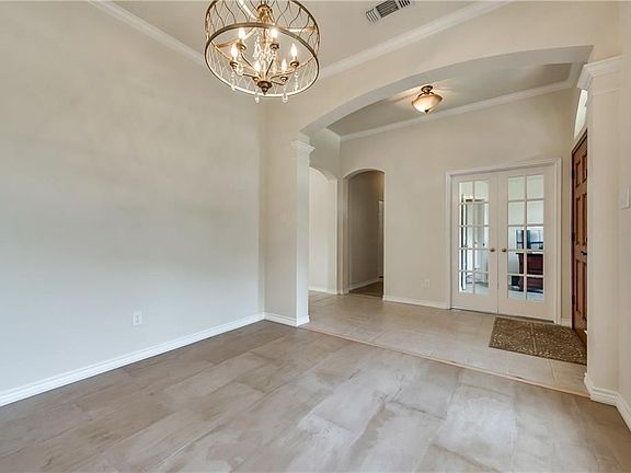5th image of 10121 Joy Dr