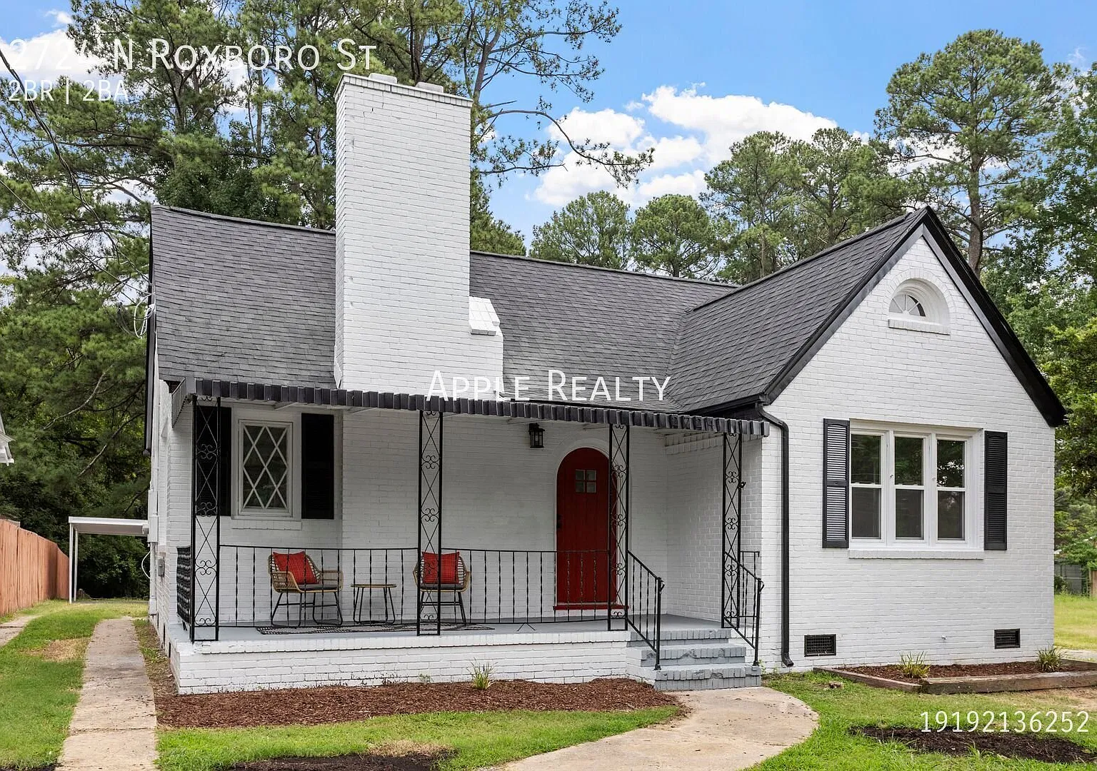 2724 N Roxboro St - Newly Renovated 2-Bed, 2-Bath in Durham That Lives Like a 3-Bed, 2-Bath — Photo 3