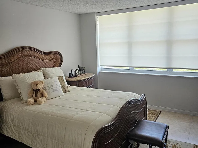 2121 N Ocean Blvd #405E — Photo 8