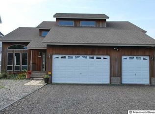 9 Seabright Ave, Bayville, NJ 08721