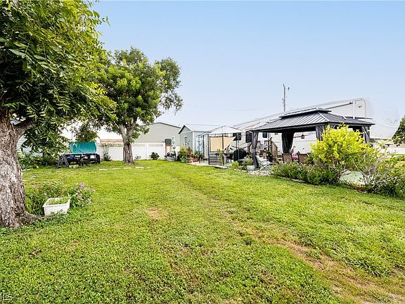 4th image of 5008 Sandpiper Dr