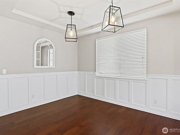 4th image of 24520 96th Avenue S