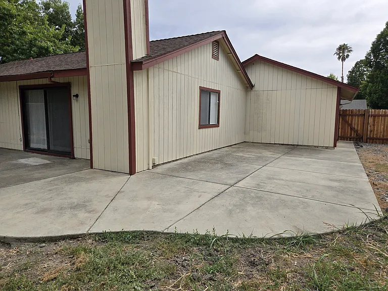 9 Donna Marie Ct — Photo 13