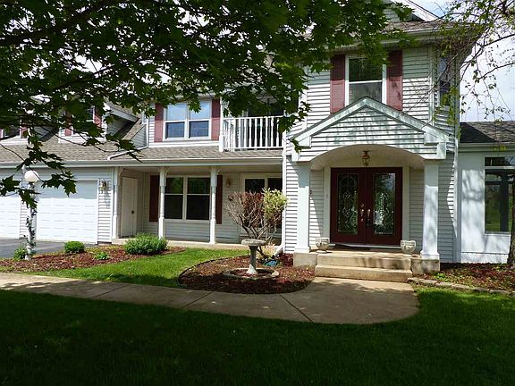 2nd image of 1104 Barberry Ln