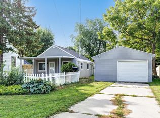 1960 Oakdale Ave, Green Bay, WI 54302