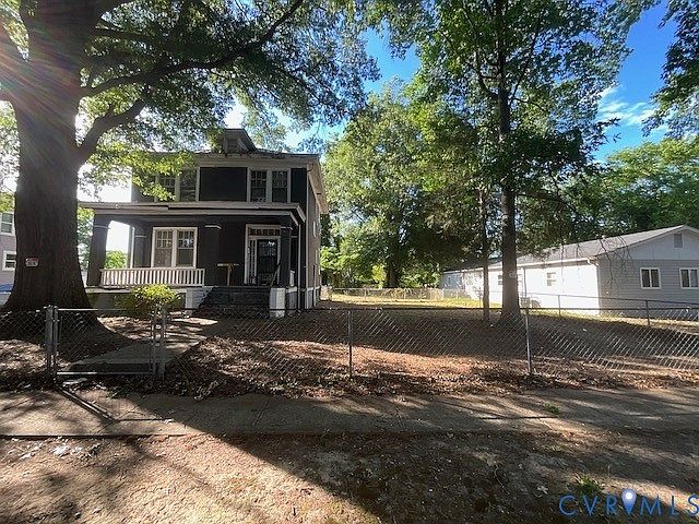 1st image of 3200 4th Ave