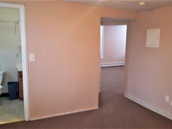 Bedroom/Bath