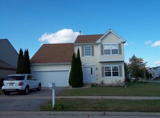 1 Geneva Ct, Lake In The Hills, IL 60156