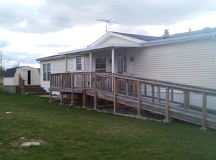 47 Fox Hound Dr, Grand Blanc, MI 48439