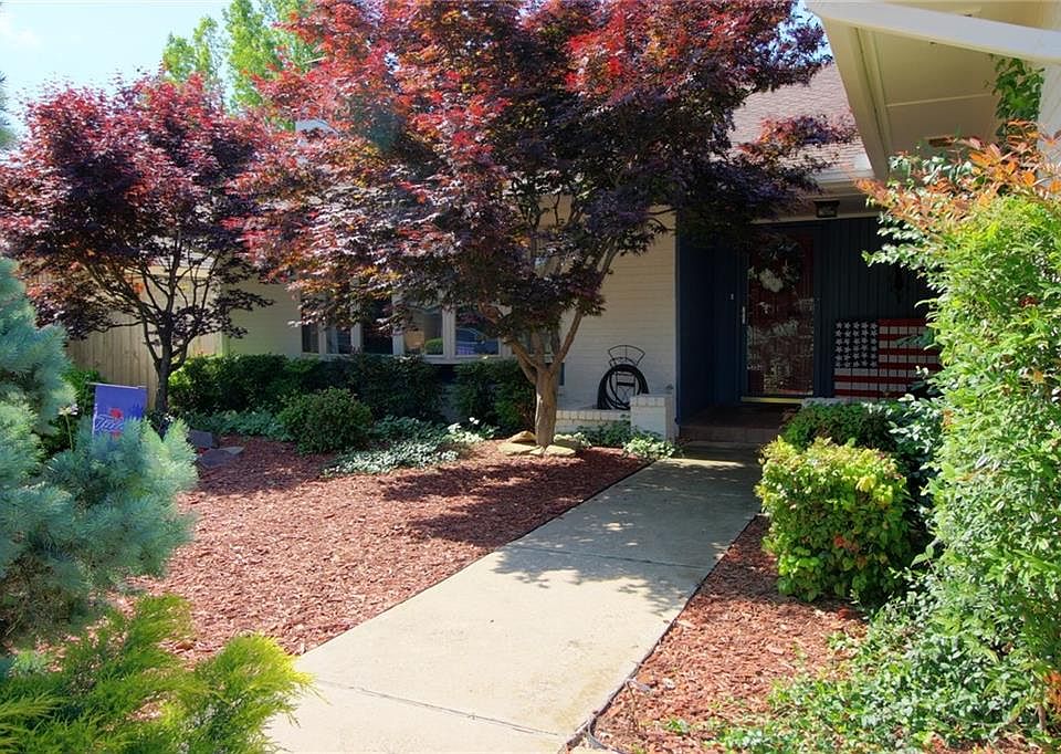 1st image of 5108 SE 58th Pl